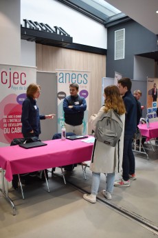 Les étudiants partent à la rencontre des cabinets